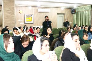 کوچینگ بهترین آموزشگاه زیبایی در کرج