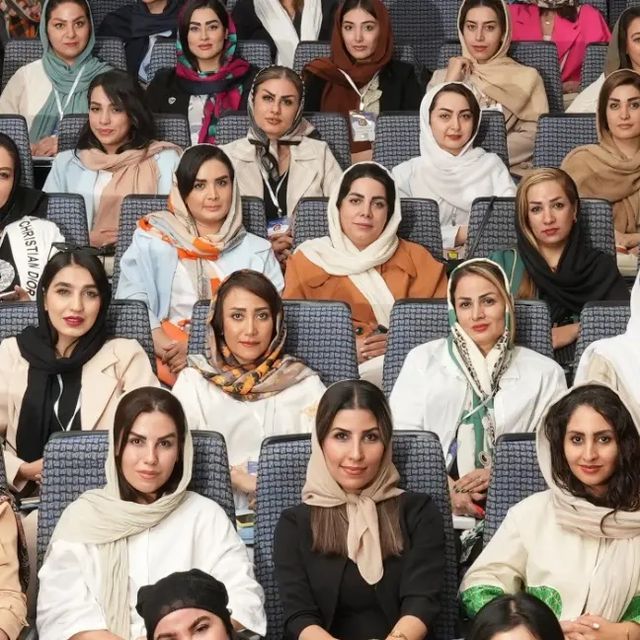 مشتریان وفادار برای مشاوره رایگان سالن زیبایی در کرج