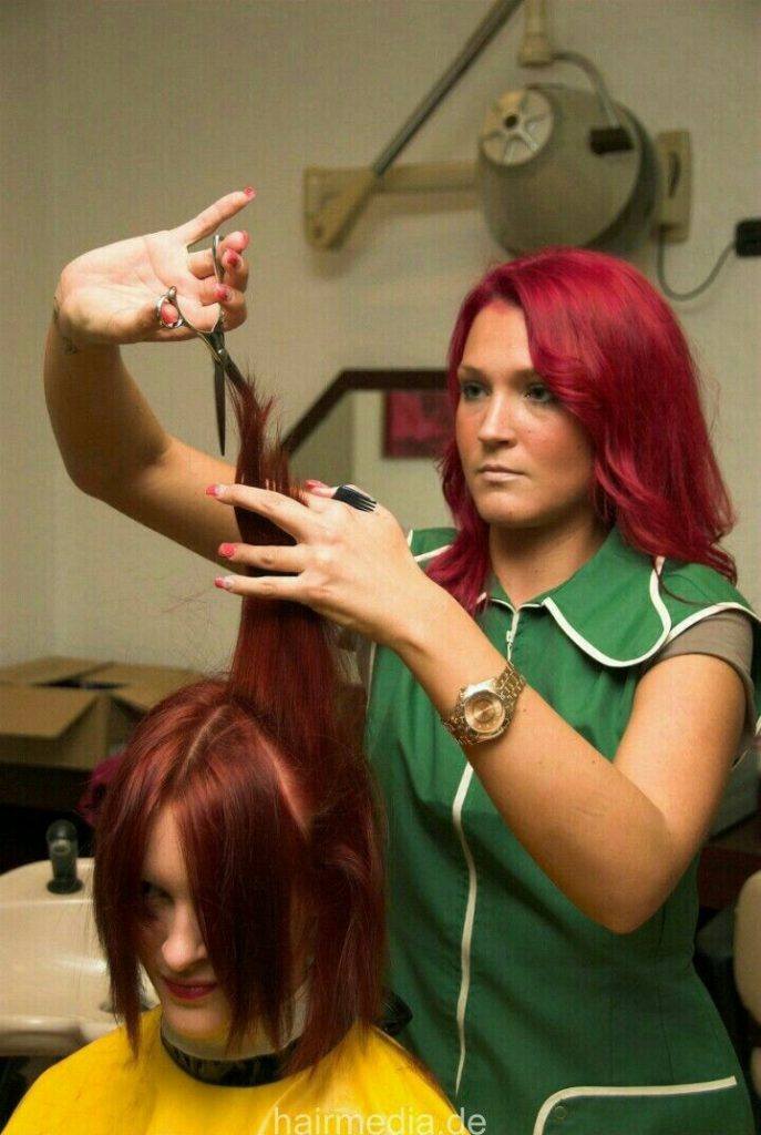 آموزش و یادگیری برای یادگیری مهارت‌های فروش در سالن‌های زیبایی