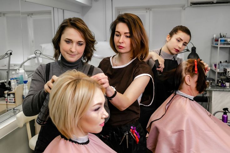 تجربه و تخصص در چگونه در صنعت زیبایی یک مدرس بین‌المللی شویم