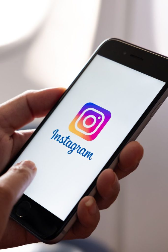 فعالیت در اینستاگرام برای آموزش اینستاگرام سالن های زیبایی در کرج